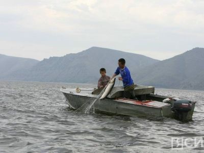 В северных районах Якутии закрыли навигацию для маломерных судов