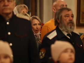 Глава Якутии посетил Пасхальное богослужение