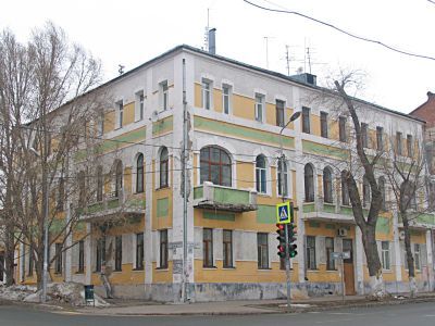 Дом, где в квартире присяжного поверенного Самарского Окружного суда О.Г. Гиршфельда в 1892 г. бывал Ленин (памятное место). Дом Прагер.