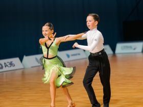 В Якутске начались всероссийские соревнования по танцевальному спорту
