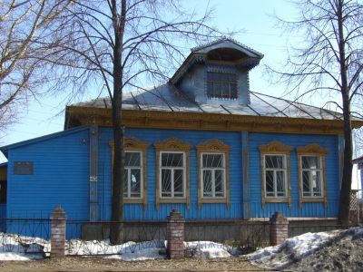 Здание, в котором размещался Совет рабочих, крестьянских и солдатских депутатов Семеновской волости