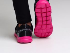 Кроссовки для девочек