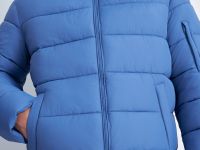 Утепленная стеганая куртка со съемным капюшоном