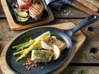 Küchenprofi Сервировочная сковорода овальная с деревянной доской 39х20 см Küchenprofi