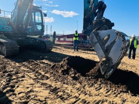 В Верхоянске началось строительство новой дамбы