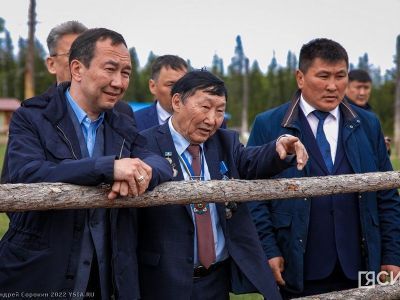 Глава Якутии поздравил с Днём работников сельского хозяйства и перерабатывающей промышленности