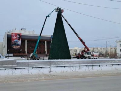 Главная новогодняя елка республики будет установлена на площади Дружбы в Якутске