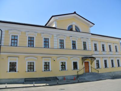 Городская усадьба С.М.Макарова–С.Н.Курдюмова-Н.Г.Григорьева, XVIII в., кон. XIX в.: Главный дом со складами и конторами, кон. XVII в., кон. XVIII в., 1897 г.