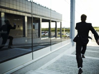 Четырехдневную рабочую неделю могут ввести в некоторых отраслях экономики