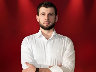Азамат Биштов (Зелёный театр)