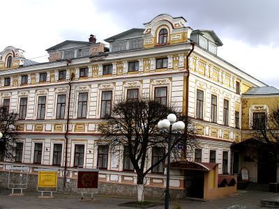 Дом, в котором 9 июля 1919 г. перед трудящимися города выступала Н.К. Крупская