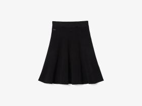 Женская вязанная расклешенная юбка Lacoste