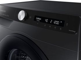 Стиральная машина Samsung WW6100A c EcoBubble и AI Control 8 кг черный