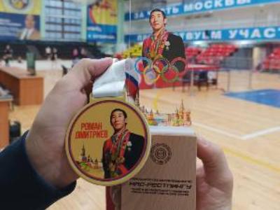 В Москве мас-рестлеры России своими победами почтили память олимпийского чемпиона Р.М. Дмитриева