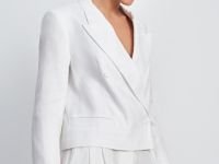 Двубортный укороченный жакет