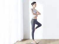 Весы напольные Xiaomi Mi Smart Scale 2 (XMTZC04HM) (белый)