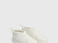 Сапоги-дутики, Белый