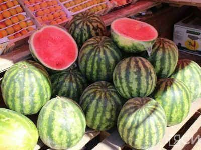 Сладость с привкусом опасности: врач рассказала, чем опасен арбуз