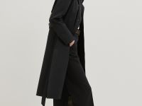 Плащ А-силуэта с поясом