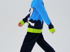 Свитер трикотажный для мальчиков