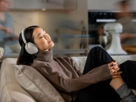 Беспроводные наушники Sony