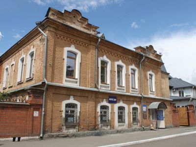 Дом Зенковых