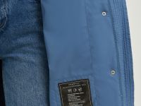 Пальто с воротником-стойкой