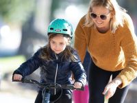 Nutcase Шлем защитный Nutcase Little Nutty Sock Hop, цвет Голубой, ростовка S