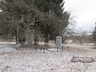 Обелиск на месте гибели комсомолки-партизанки А.П.Новиковой