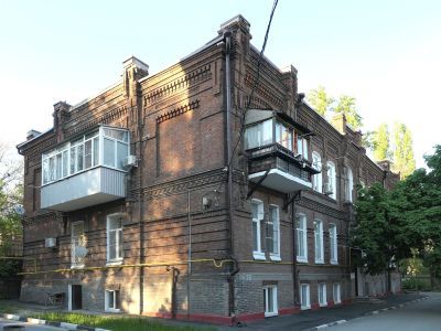 Жилой дом служащих паровой мельницы Е.Т. Парамонова