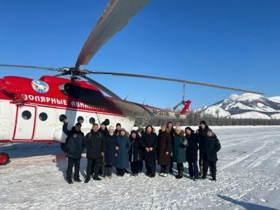 Свыше 1400 жителей арктических районов Якутии приняли «мобильные доктора»