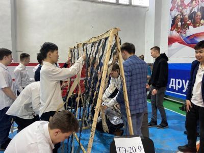 Студенты помогают армии