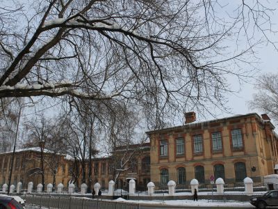 Здание психиатрической клиники