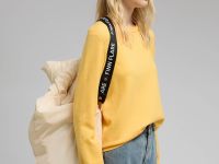 Удлиненный пуховик с капюшоном