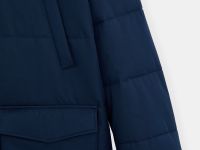 Утепленное пальто с накладными карманами