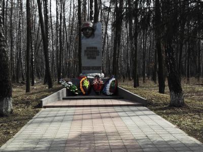 Братская могила воинов, погибших в 1943 г.