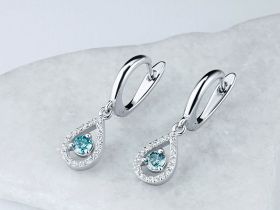 Серьги из белого золота с бриллиантами э4701сг06162800