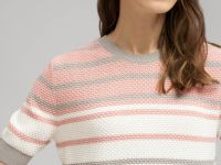 Легкий джемпер с принтом в полоску