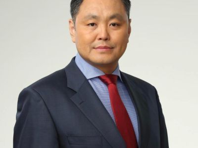 Альберт Семенов: Поддержка и укрепление института семьи — приоритетная задача