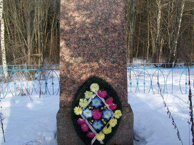 Воинское кладбище, где похоронены воины Советской Армии, погибшие в период Великой Отечественной войны