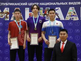 Юные якутяне разыграли путёвки на Игры Манчаары по хабылык и хаамыска