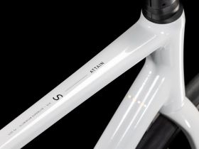 Шоссейный велосипед Cube Attain SLX, год 2025, цвет Белый, ростовка 19.5