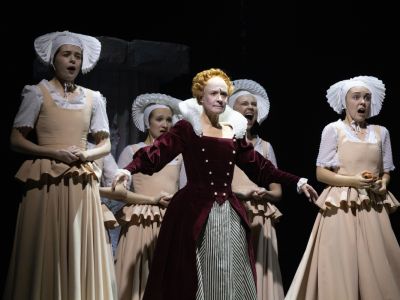 Билеты на Елизавета Английская (Театр им. Ермоловой) / Театр | Афиша | ИнфоТаймс