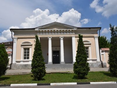 Здание, в котором размещался один из первых органов сов. власти в городе "Совет пяти"