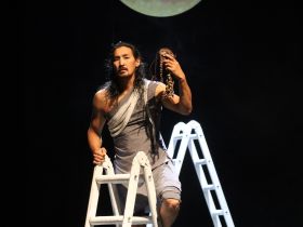 Театр Олонхо открыл 18-й сезон спектаклем «Орфей и Эвридика»