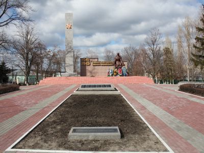 Братская могила № 71