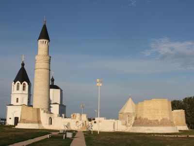 Развалины Четырехугольника (быв. мечеть)