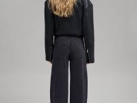 Джинсы объемного кроя