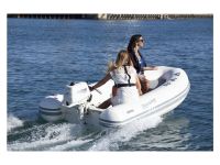 4х-тактный лодочный мотор SUZUKI DF6AL. белый