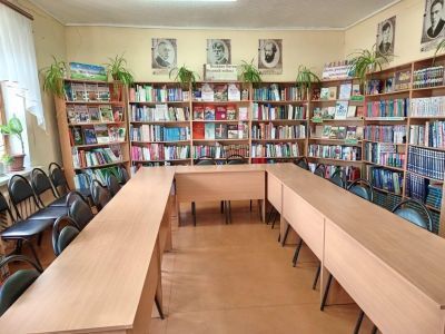 Верхнелюбажская сельская библиотека